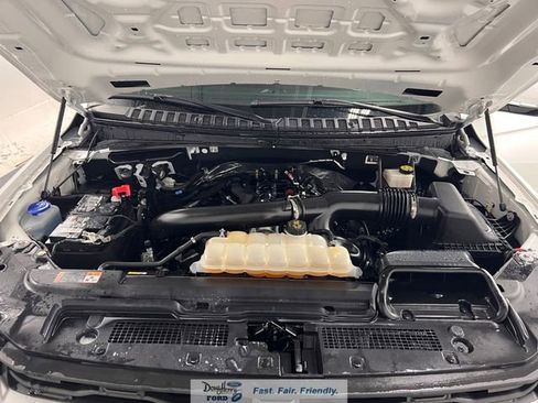 Used 2024 Ford Expedition XLT AWD/4WD image 18