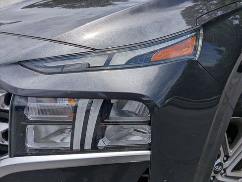 Used 2022 Hyundai Santa Fe SEL w/ Convenience + Premium Package FWD image 2