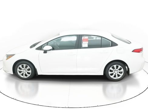 New 2026 Toyota Corolla LE image 3