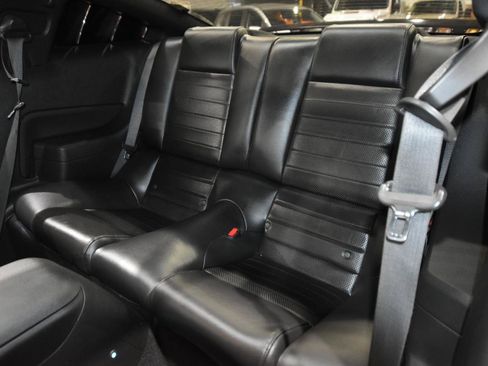 Used 2009 Ford Mustang GT Premium RWD image 33