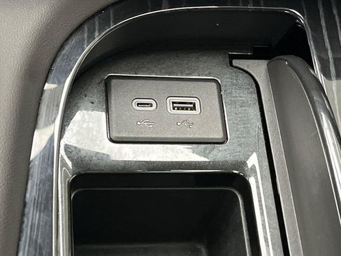Certified 2023 Cadillac Escalade Sport AWD/4WD image 26