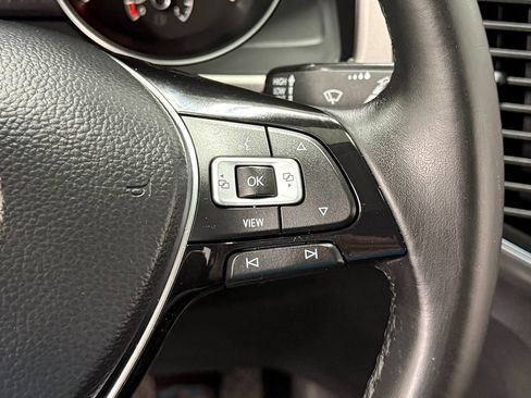 Used 2019 Volkswagen Atlas SEL AWD/4WD image 18