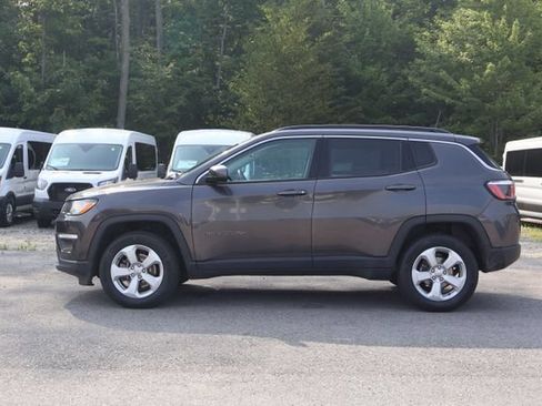 Used 2020 Jeep Compass Latitude AWD/4WD image 4
