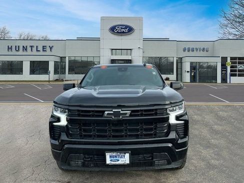 Used 2024 Chevrolet Silverado 1500 RST AWD/4WD image 3