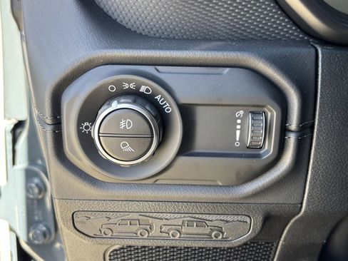 New 2026 Jeep Gladiator Rubicon AWD/4WD image 22
