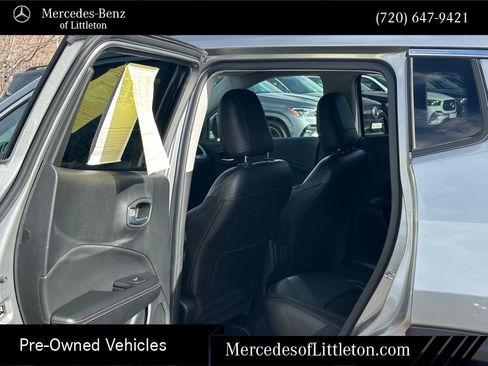 Used 2021 Jeep Compass Latitude image 16