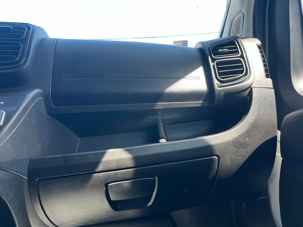 Used 2025 RAM ProMaster 2500 w/ Convenience Group FWD image 19