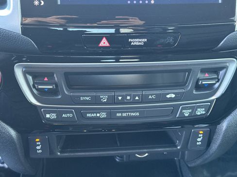 Used 2018 Honda Ridgeline RTL-E image 18
