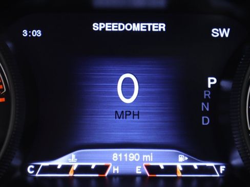 Used 2018 Jeep Cherokee Trailhawk w/ Quick Order Package 27L AWD/4WD image 14