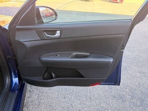 Used 2020 Kia Optima S FWD image 32