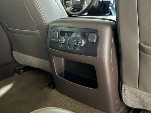 Used 2018 GMC Yukon XL Denali w/ Denali Ultimate Package AWD/4WD image 52