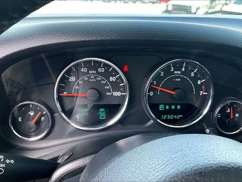 Used 2016 Jeep Wrangler Unlimited Sport w/ Quick Order Package 24S AWD/4WD image 28