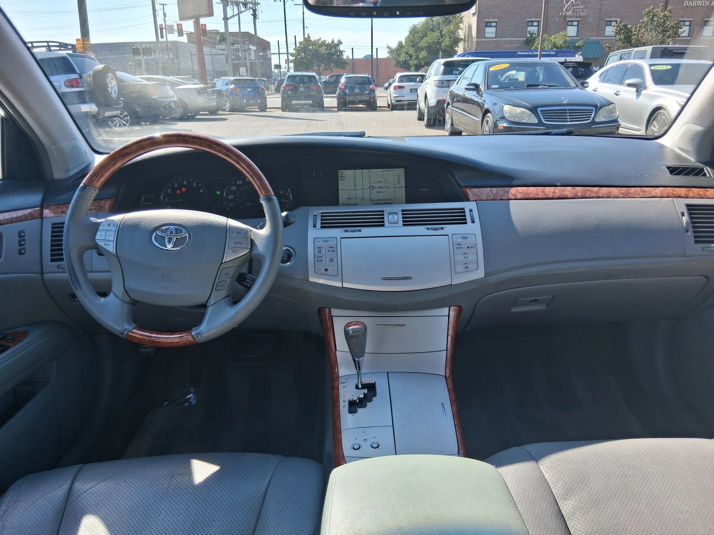 Used 2005 Toyota Avalon Touring FWD image 15