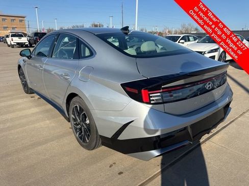 Used 2025 Hyundai Sonata SEL image 3