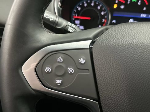 Used 2023 Chevrolet Traverse LT AWD/4WD image 48