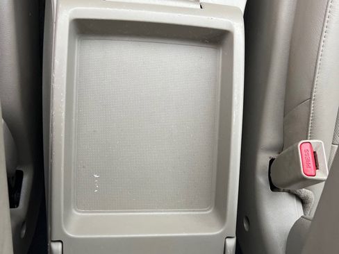 Used 2014 Honda Odyssey EX-L image 37