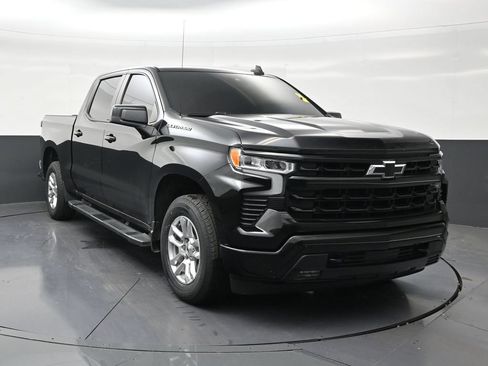 Used 2023 Chevrolet Silverado 1500 RST RWD image 7
