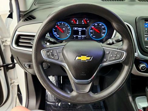 Used 2019 Chevrolet Equinox LS w/ LS Convenience Package FWD image 13