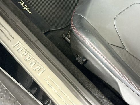 Certified 2019 Ferrari Portofino RWD image 21