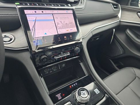 New 2025 Jeep Grand Cherokee Limited AWD/4WD image 33