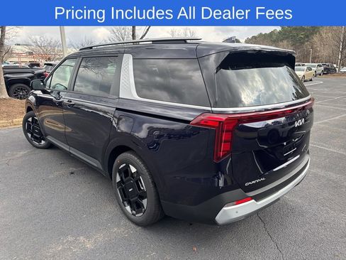 New 2026 Kia Carnival EX FWD image 18