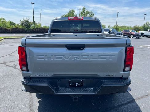 Used 2025 Chevrolet Colorado Trail Boss AWD/4WD image 4