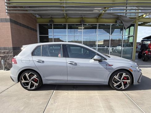 Used 2024 Volkswagen GTI SE w/ SE Leather Seats Package image 9