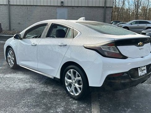 Used 2018 Chevrolet Volt Premier image 4
