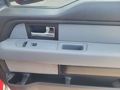 Used 2012 Ford F150 XLT w/ XLT Chrome Pkg image 18