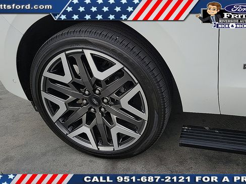 Certified 2025 Ford Expedition Platinum w/ Platinum Ultimate Package image 20