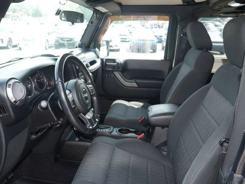 Used 2011 Jeep Wrangler Sport AWD/4WD image 2