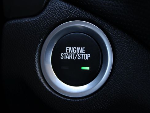 Used 2024 Chevrolet Equinox Premier AWD/4WD image 16