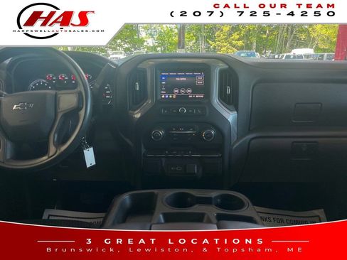 Used 2021 Chevrolet Silverado 1500 Custom Trail Boss AWD/4WD image 15