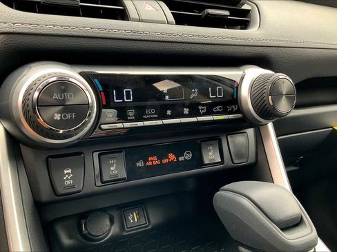 New 2025 Toyota RAV4 XLE image 20