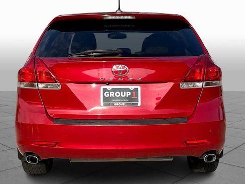 Used 2010 Toyota Venza image 4