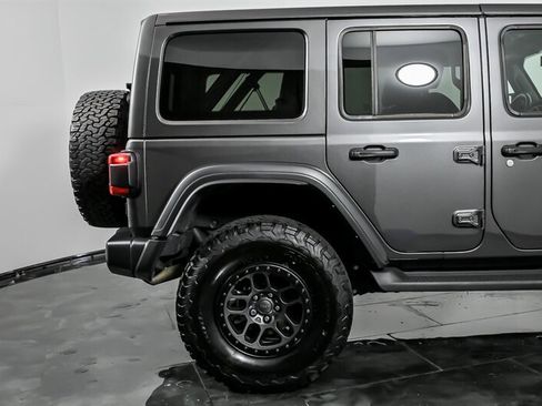 Used 2021 Jeep Wrangler Unlimited Rubicon AWD/4WD image 11