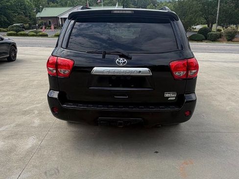 Used 2012 Toyota Sequoia Platinum AWD/4WD image 4