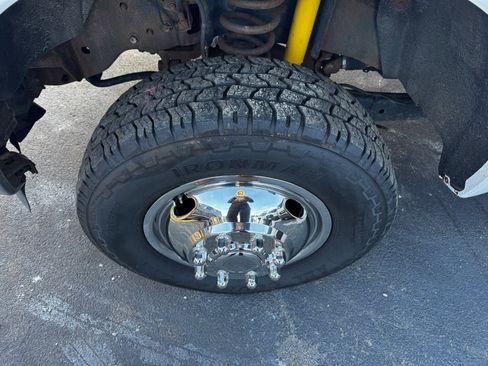 Used 2015 Ford F350 XL w/ Power Equipment Group image 2