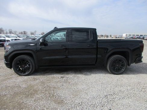 New 2026 GMC Sierra 1500 Denali w/ Denali Reserve Package AWD/4WD image 10