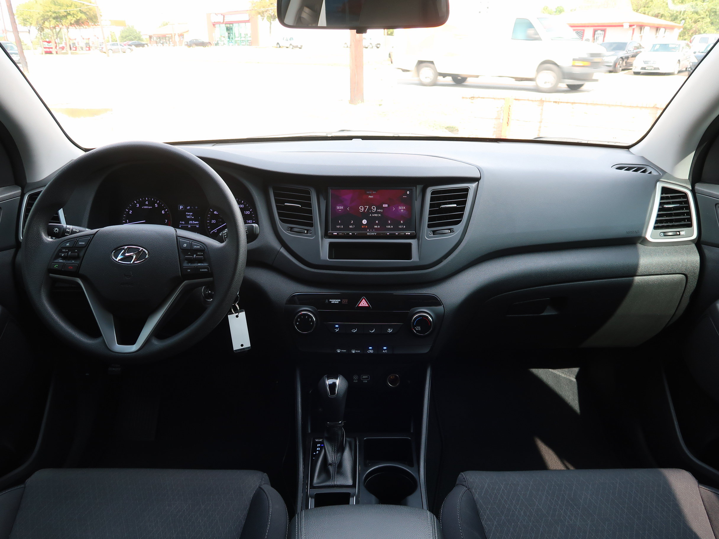 Used 2018 Hyundai Tucson SE FWD image 11
