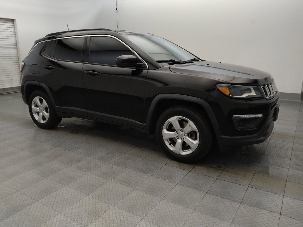 Used 2018 Jeep Compass Latitude w/ Popular Equipment Group FWD image 11