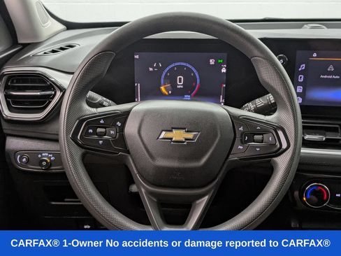 Used 2025 Chevrolet TrailBlazer LT AWD/4WD image 25