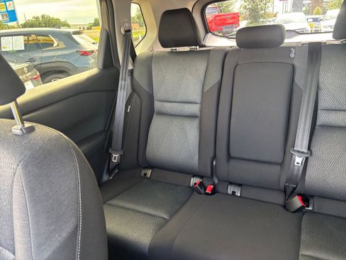 Used 2025 Nissan Rogue SV AWD/4WD image 41