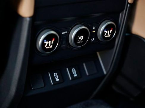 New 2026 Land Rover Defender 130 S image 30