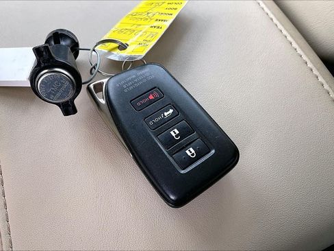 Used 2021 Lexus RX 450h AWD w/ Premium Package image 14