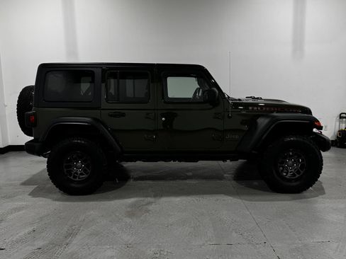 Used 2021 Jeep Wrangler Unlimited Rubicon w/ Xtreme Recon 35" Tire Package AWD/4WD image 19
