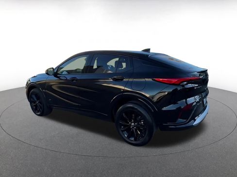 Used 2025 Buick Envista Sport Touring image 11