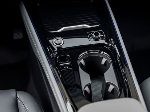 New 2026 Audi Q3 quattro 2.0T AWD/4WD image 21