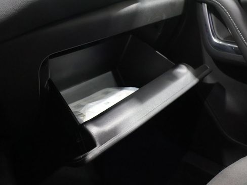Used 2025 Chevrolet Blazer LT AWD/4WD image 31