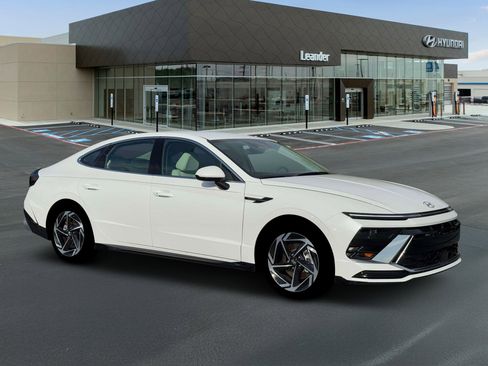 New 2026 Hyundai Sonata SEL FWD image 10